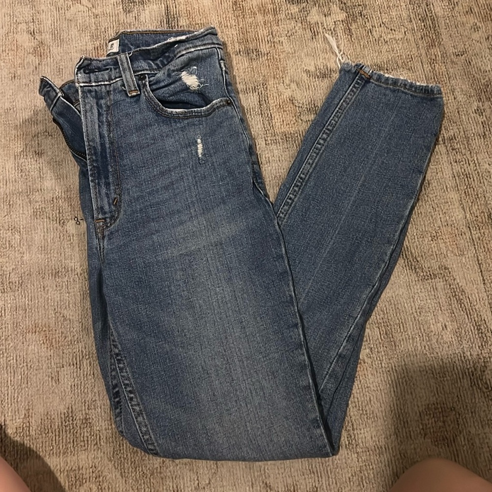 Abercrombie & Fitch ‘The Skinny’ High Rise 25/0R